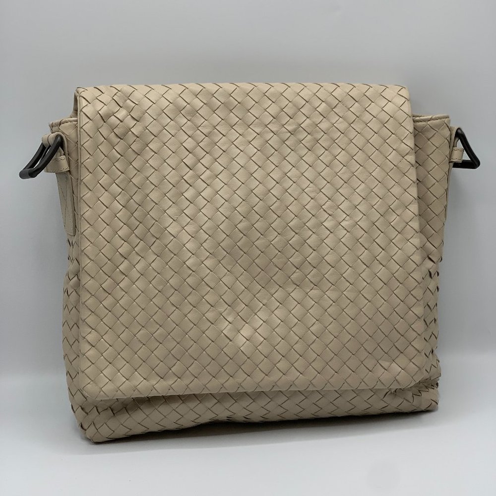 Bottega Veneta Cross Body Calfskin Messenger Bag